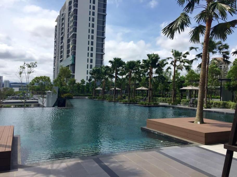 Tropicana Avenue B32-09, Petaling Jaya Eksteriør bilde